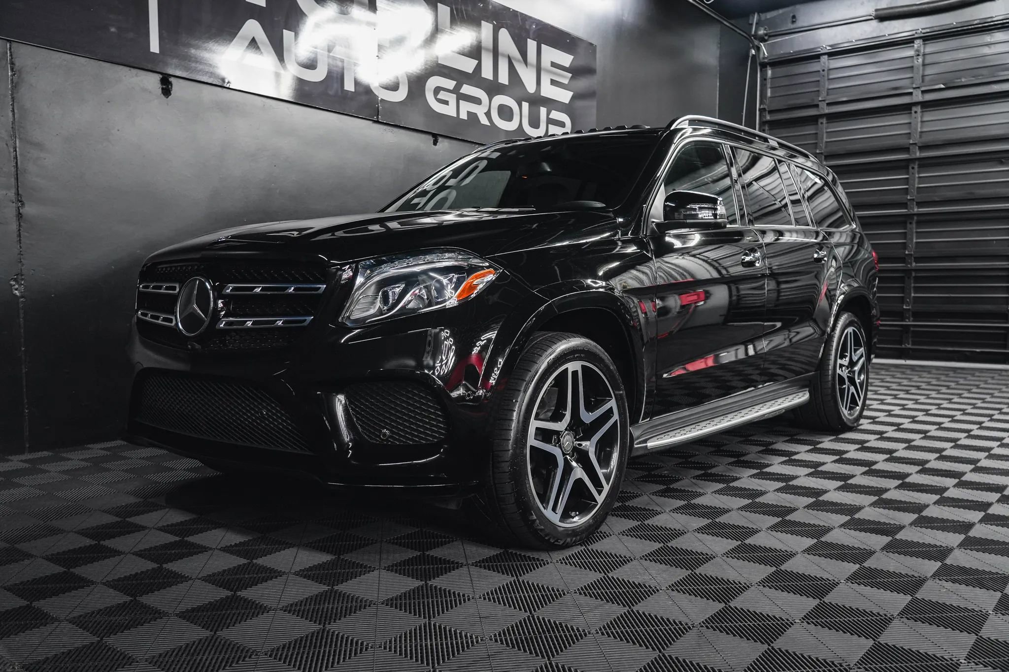 Used 2017 Mercedes-Benz GLS 550 GLS 550 Sport Utility 4D image 31