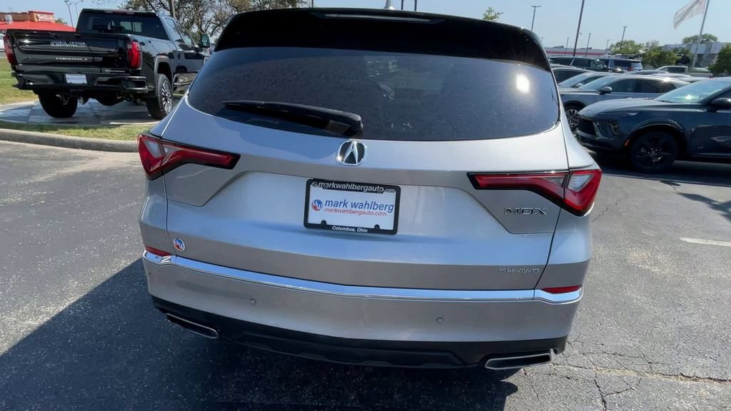Used 2023 Acura MDX w/ Technology Package AWD/4WD image 9