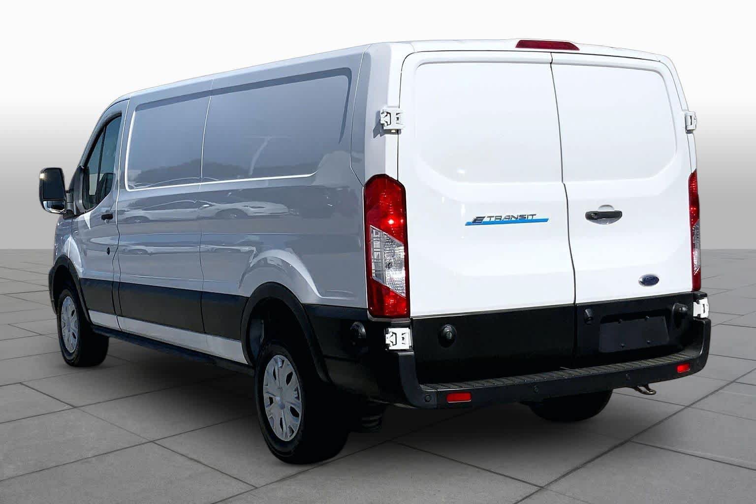 Used 2023 Ford E-Transit Low Roof RWD image 11