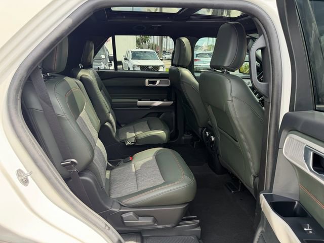Used 2022 Ford Explorer Timberline w/ Timberline Technology Package AWD/4WD image 18