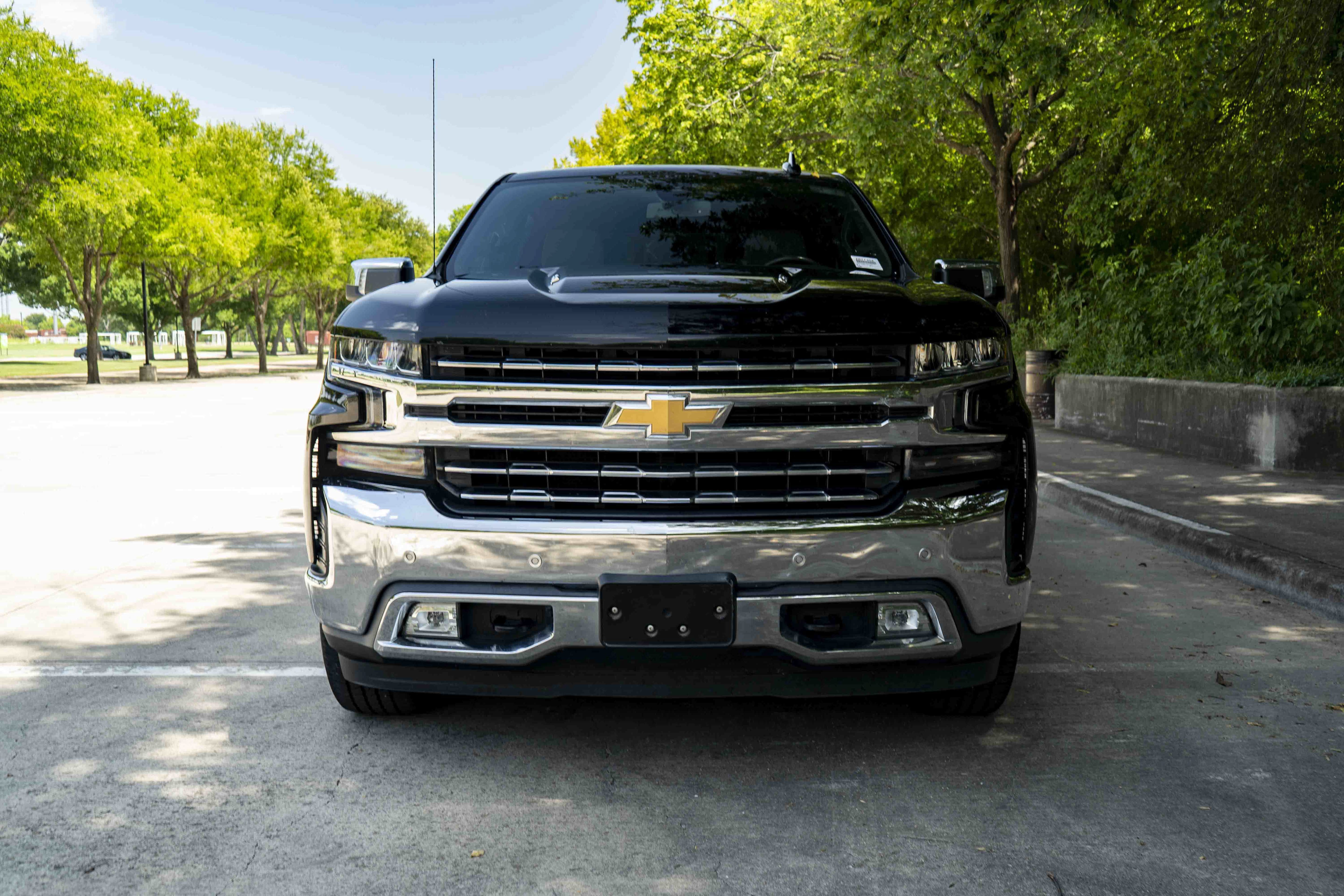 Used 2019 Chevrolet Silverado 1500 LTZ w/ LTZ Texas Edition AWD/4WD image 3