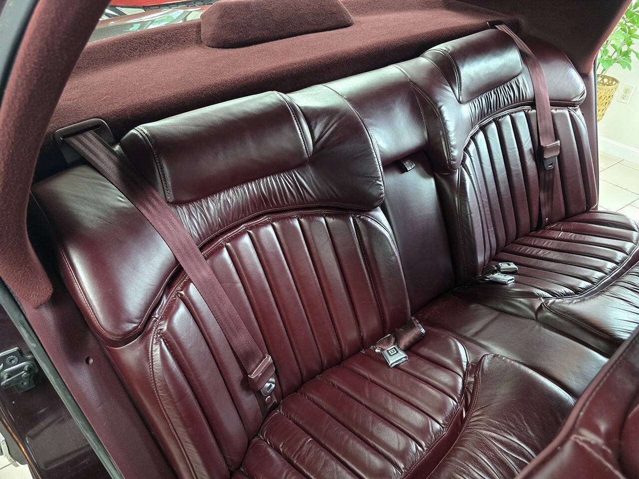 Used 1996 Buick Roadmaster Sedan RWD image 32