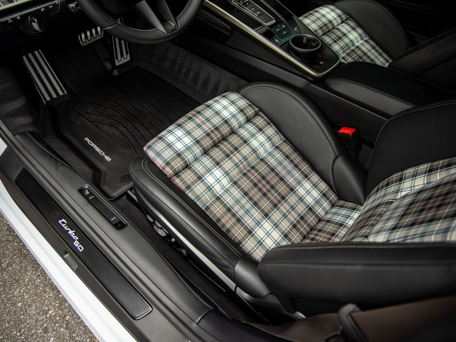 Certified 2025 Porsche 911 Turbo S AWD/4WD image 23
