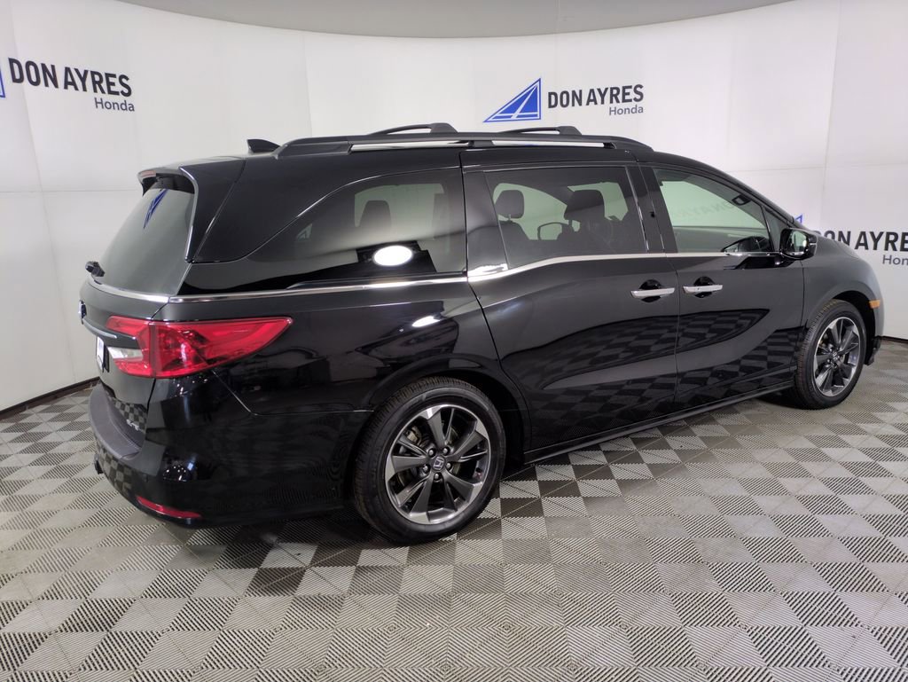 Used 2024 Honda Odyssey Elite image 9