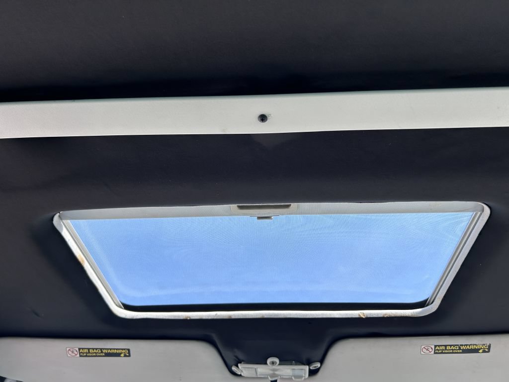 Used 2000 Volkswagen Eurovan MV FWD image 13
