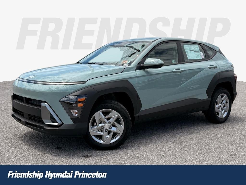 New 2025 Hyundai Kona SE