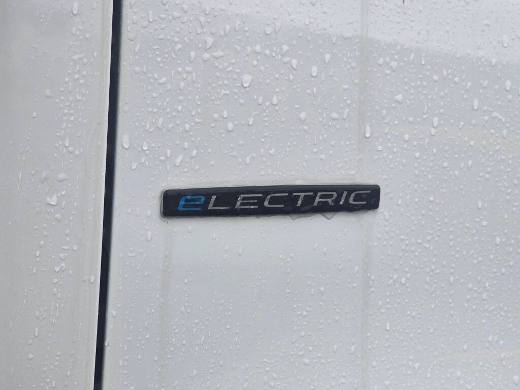 New 2025 Mercedes-Benz eSprinter 170 Cargo image 13
