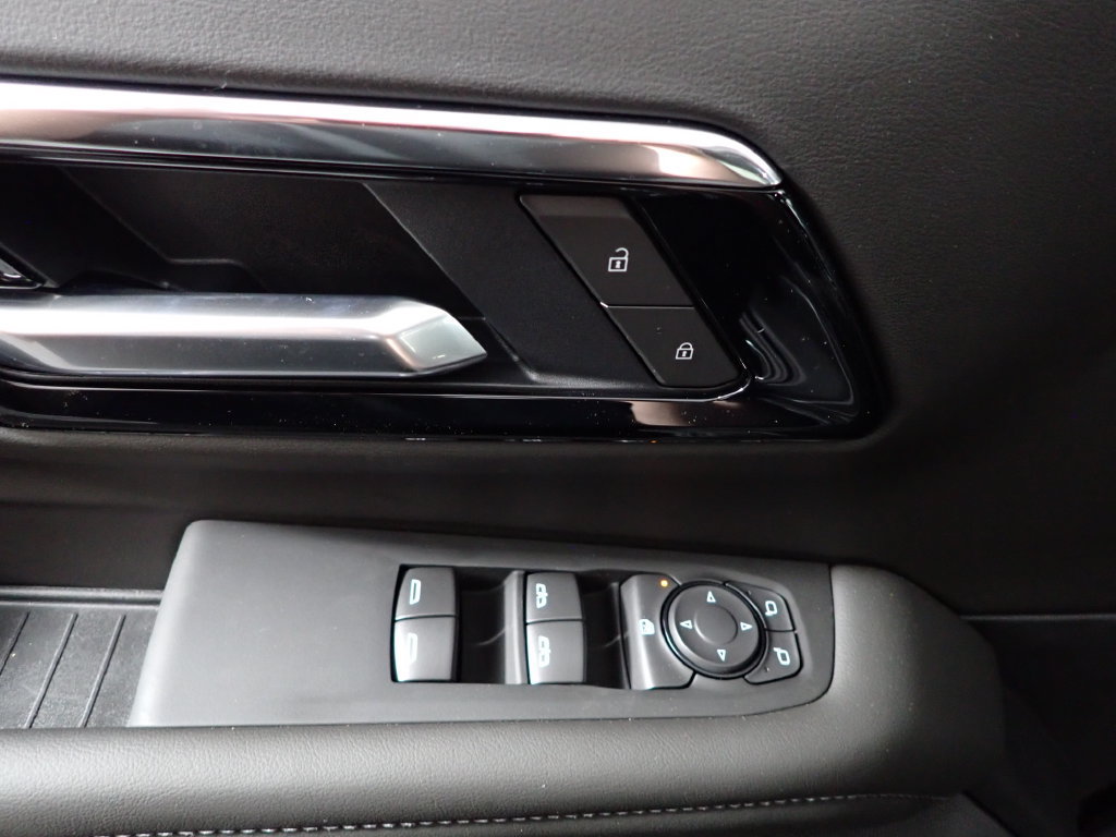 New 2026 Chevrolet Tahoe LS w/ LS Custom Edition AWD/4WD image 18
