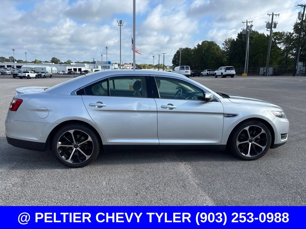 Used 2016 Ford Taurus SEL w/ Equipment Group 201A FWD image 8