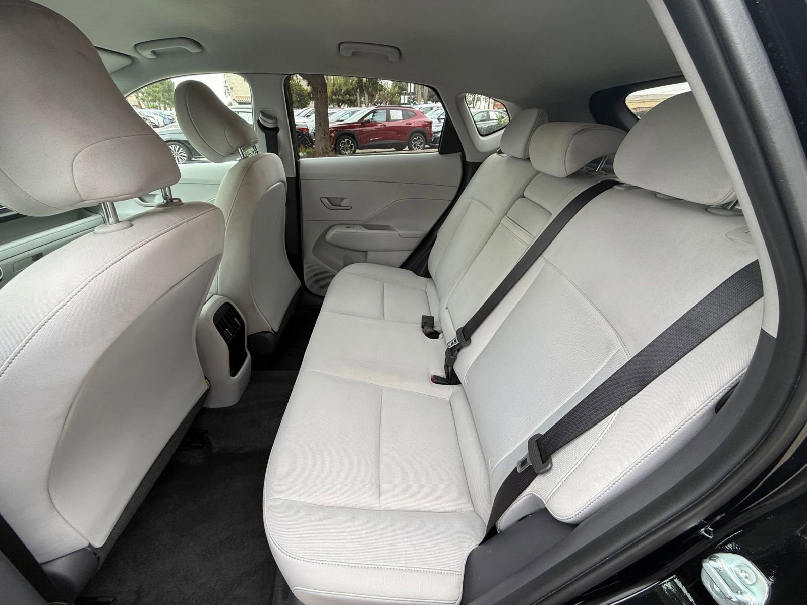 Used 2025 Hyundai Kona SEL image 25