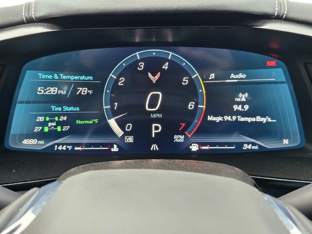 Used 2024 Chevrolet Corvette Stingray Coupe RWD image 25