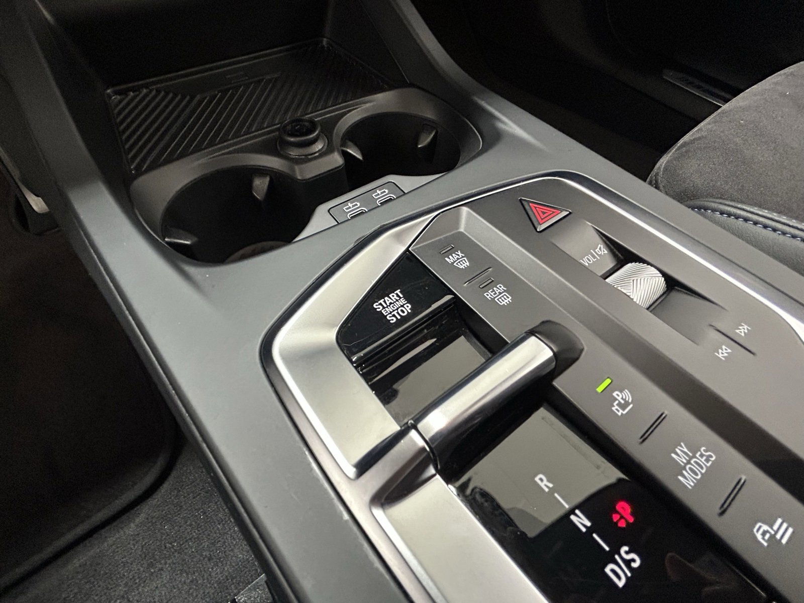 Used 2025 BMW M235i xDrive w/ M Performance Package image 21