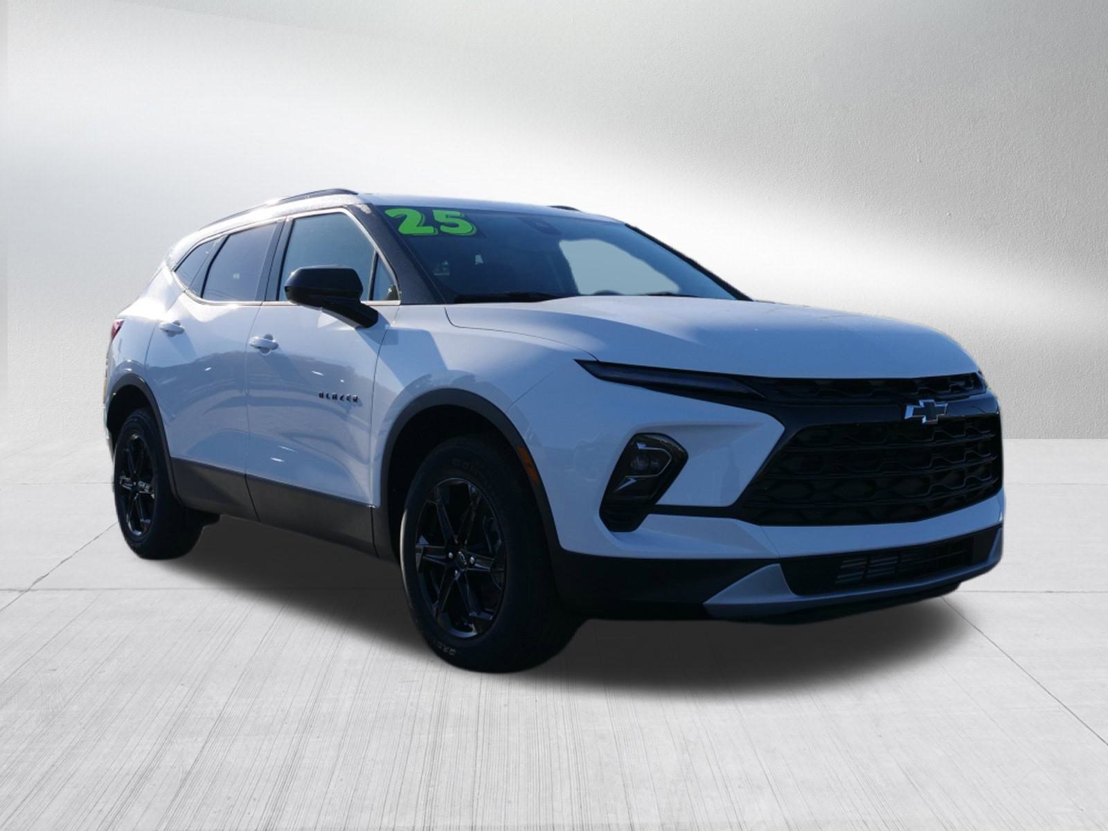 New 2025 Chevrolet Blazer LT image 9