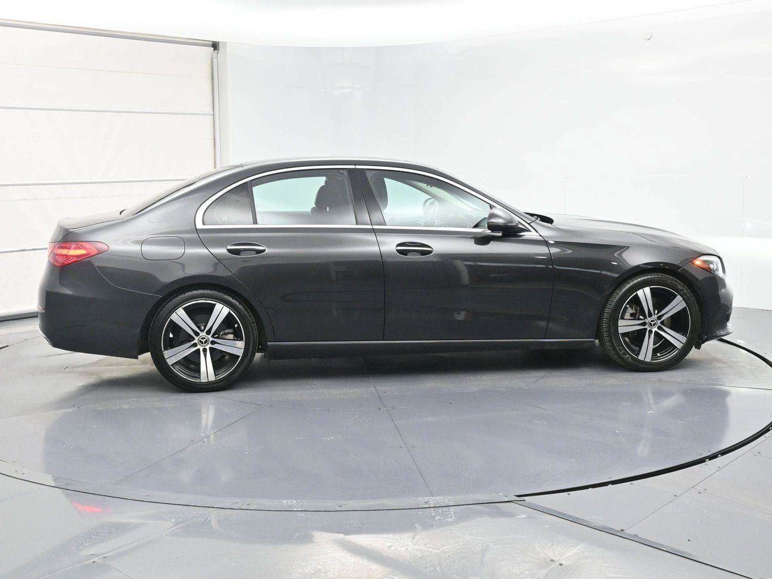 Used 2022 Mercedes-Benz C 300 Sedan image 22
