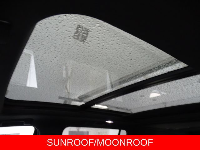 Certified 2024 Chevrolet Suburban High Country AWD/4WD image 11