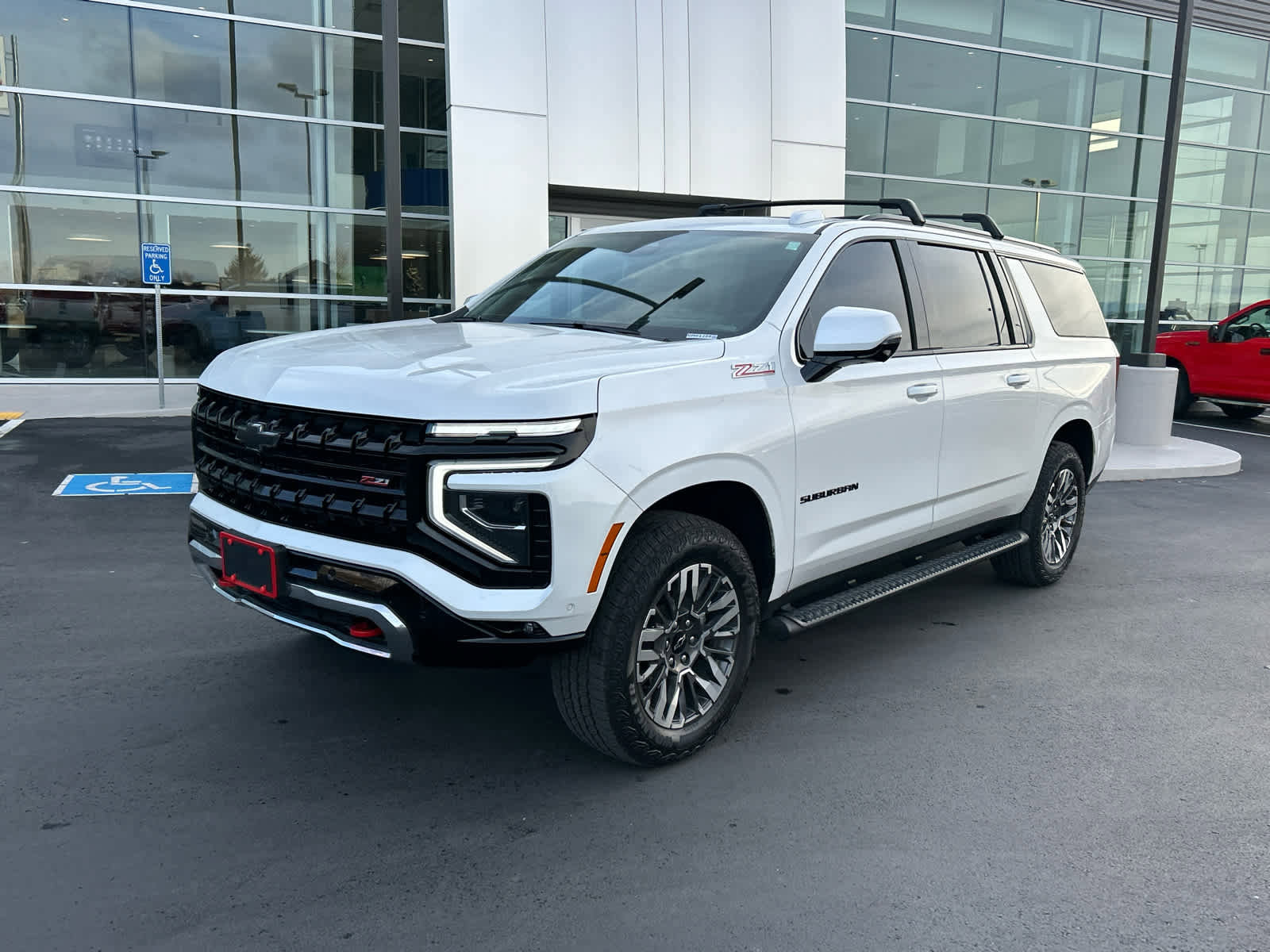Used 2025 Chevrolet Suburban Z71 w/ Z71 Off-Road Package image 2