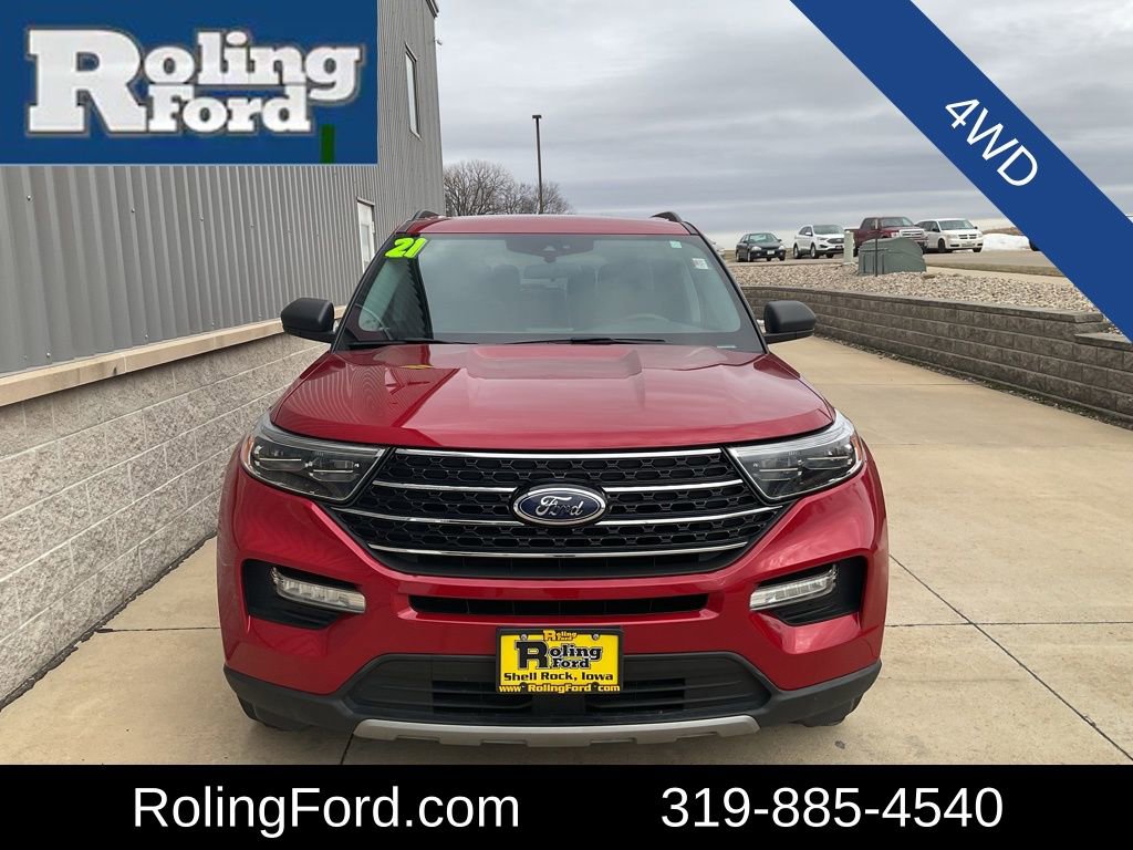 Used 2021 Ford Explorer XLT w/ Equipment Group 202A image 4