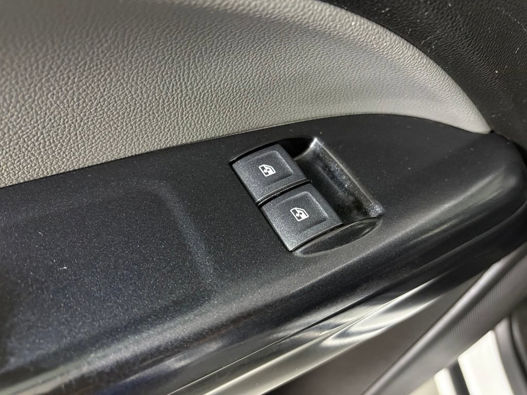 Used 2018 Chevrolet Colorado W/T w/ WT Convenience Package AWD/4WD image 18