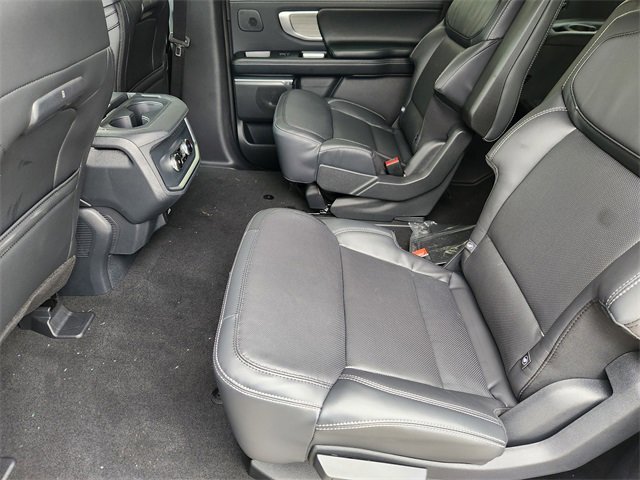 New 2025 Ford Expedition Max Platinum w/ Driver's Package image 23