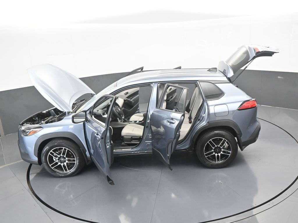 Used 2023 Toyota Corolla Cross L image 63