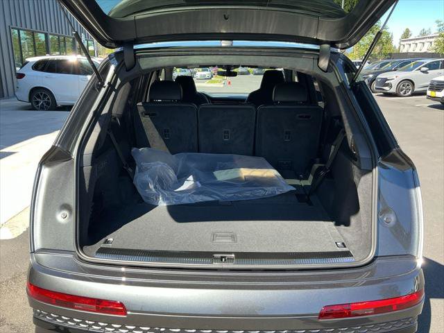 New 2026 Audi SQ7 Prestige AWD/4WD image 23