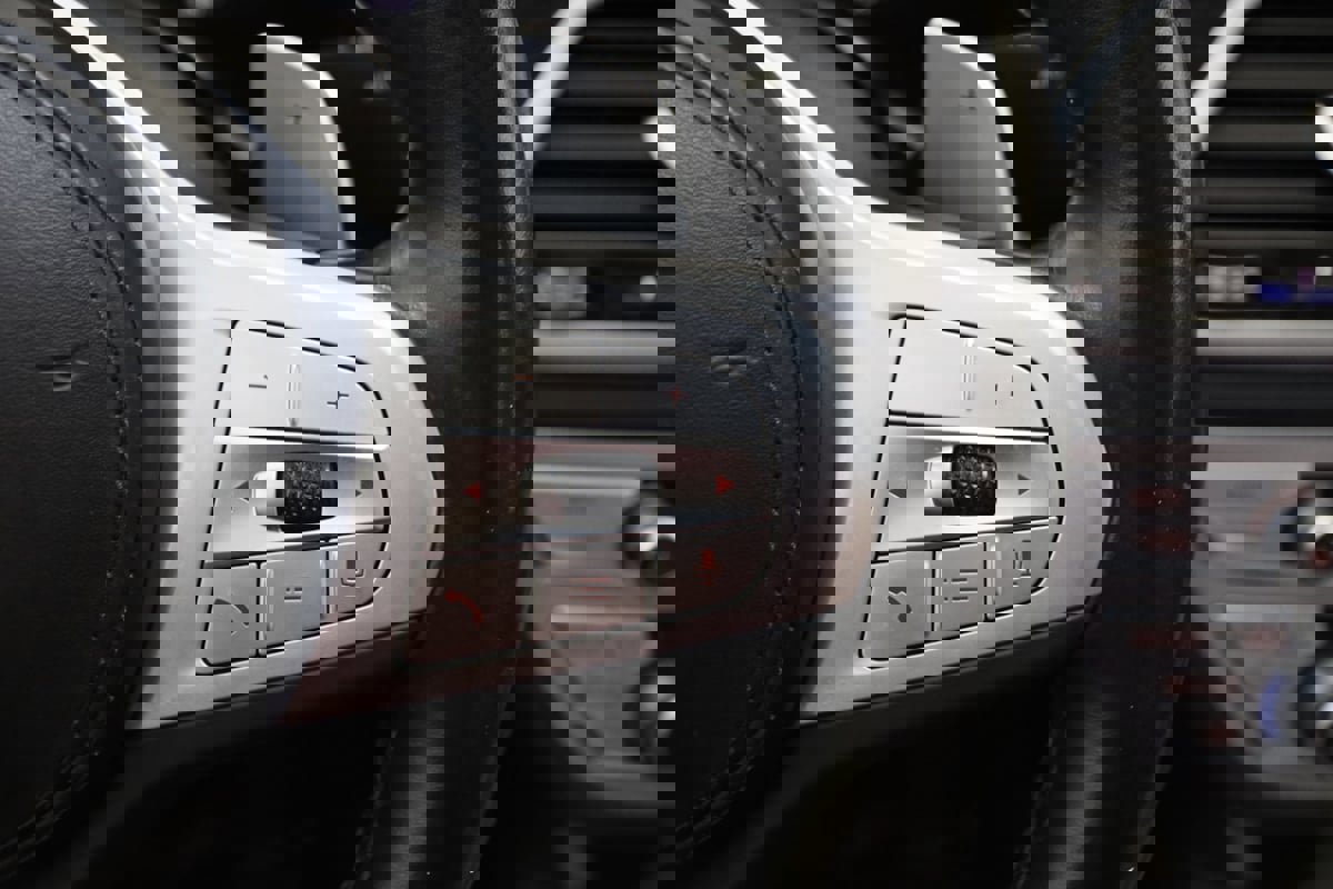 Used 2022 BMW 750i xDrive w/ M Sport Package image 48