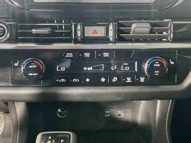 Used 2023 Nissan Pathfinder SV FWD image 23