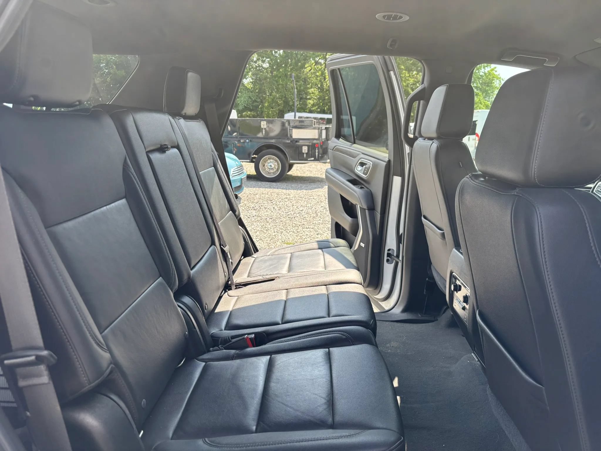 Used 2021 Chevrolet Tahoe LT RWD image 14
