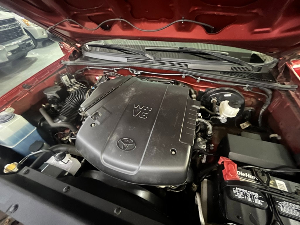 Used 2015 Toyota Tacoma 4x4 Access Cab V6 image 27