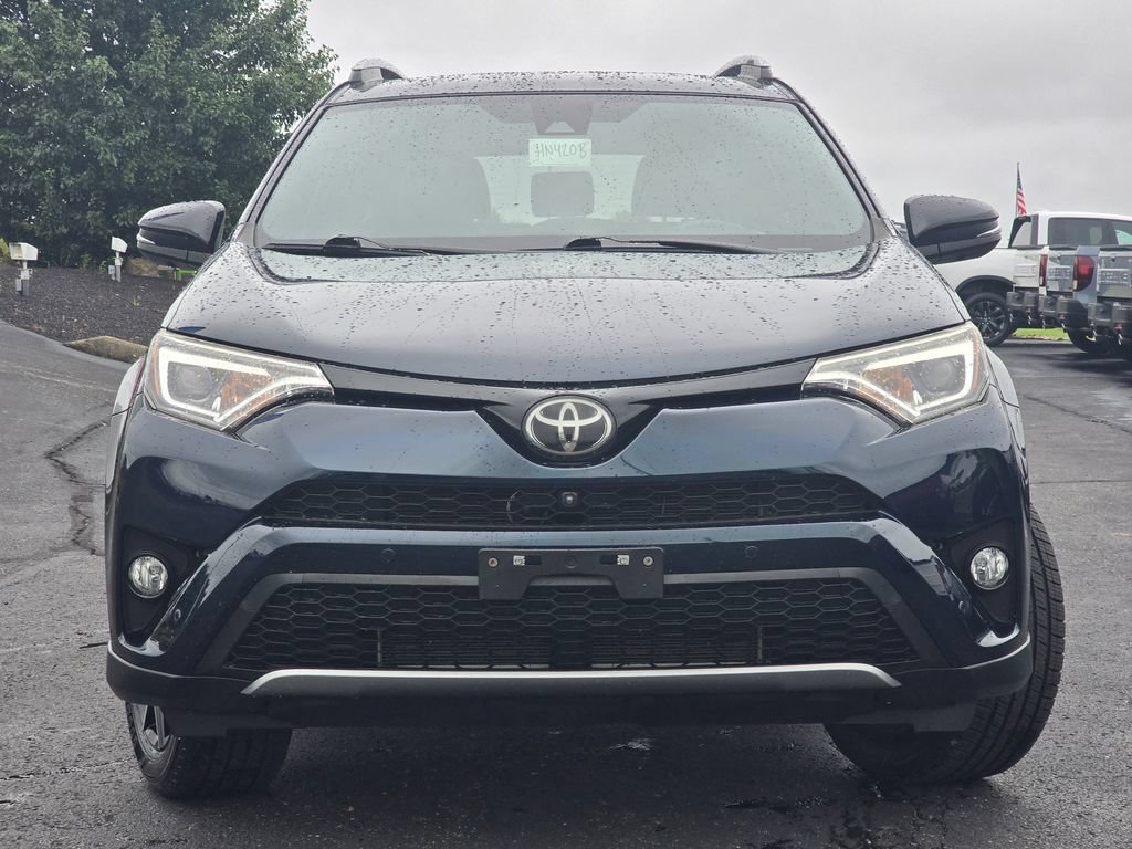 Used 2018 Toyota RAV4 SE w/ Advanced Technology Package AWD/4WD image 3