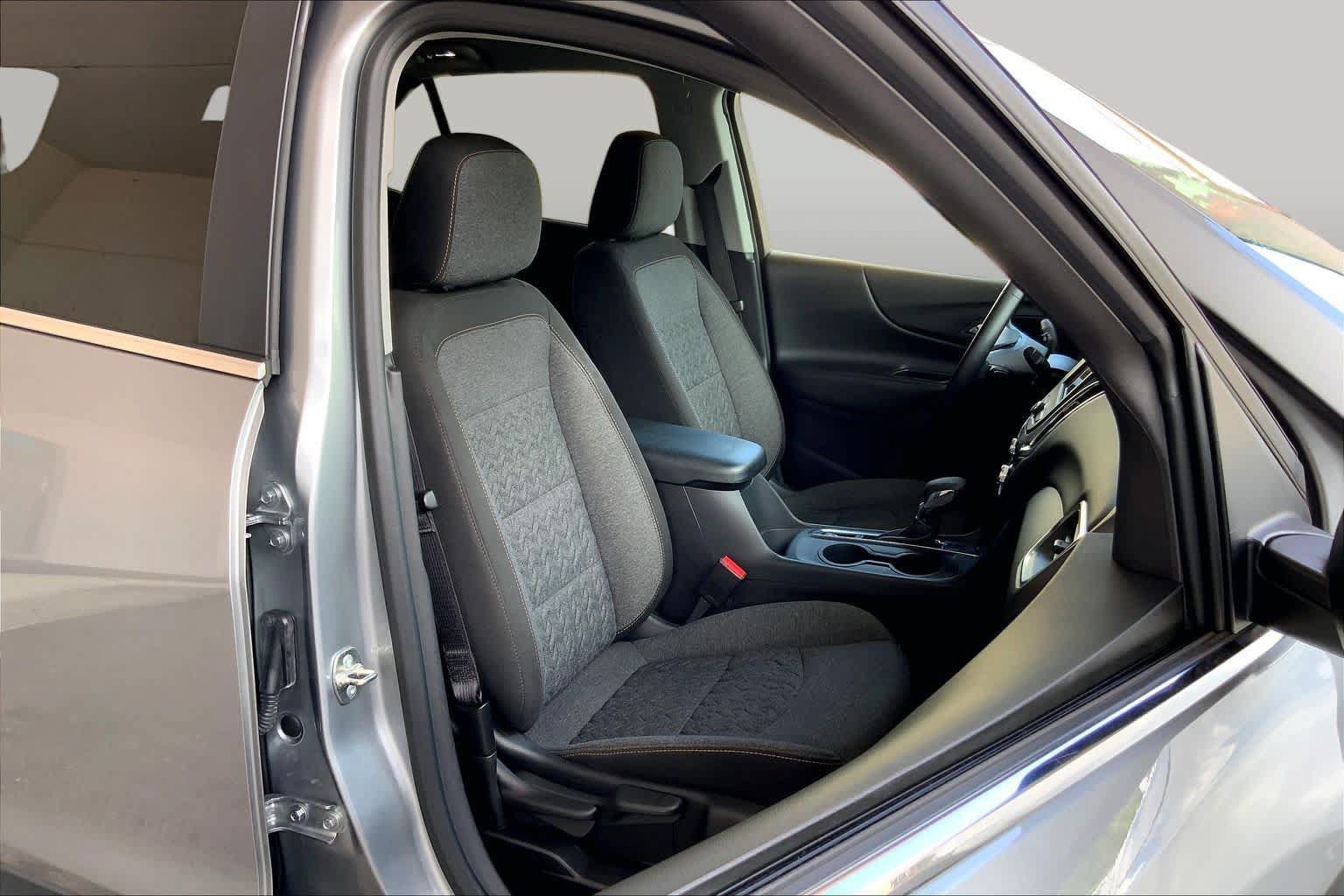 Used 2024 Chevrolet Equinox LT AWD/4WD image 9