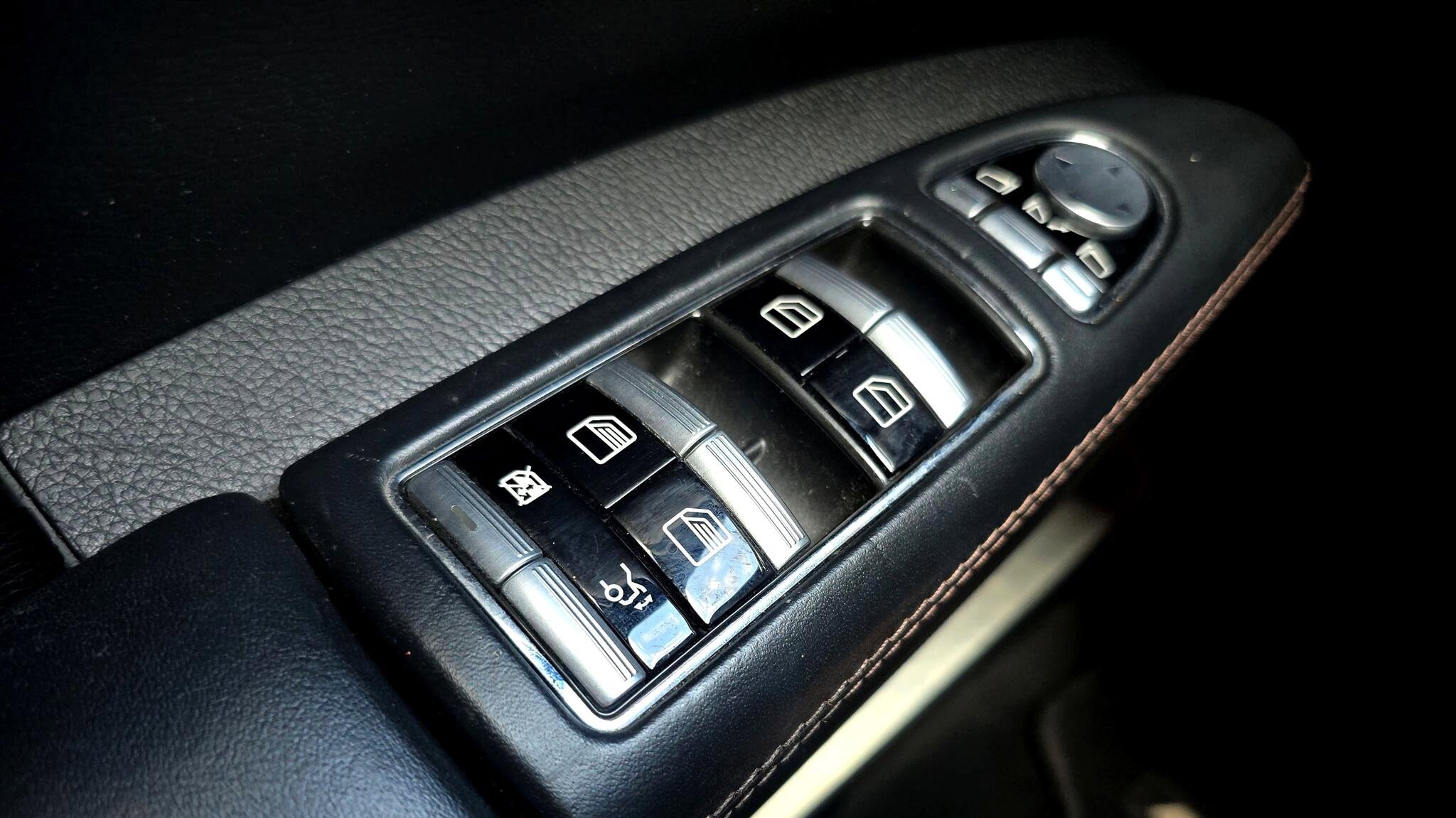 Used 2013 Mercedes-Benz S 63 AMG image 39