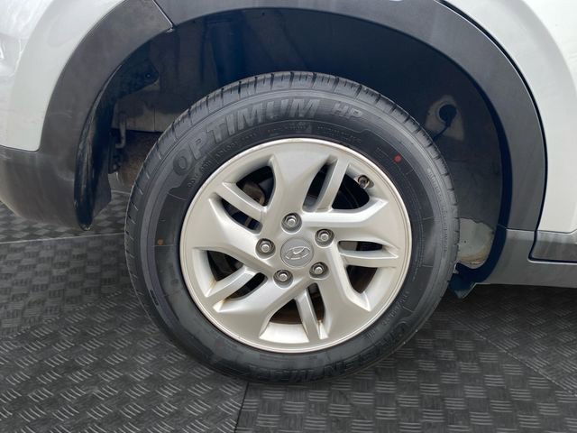 Used 2020 Hyundai Venue SEL image 31