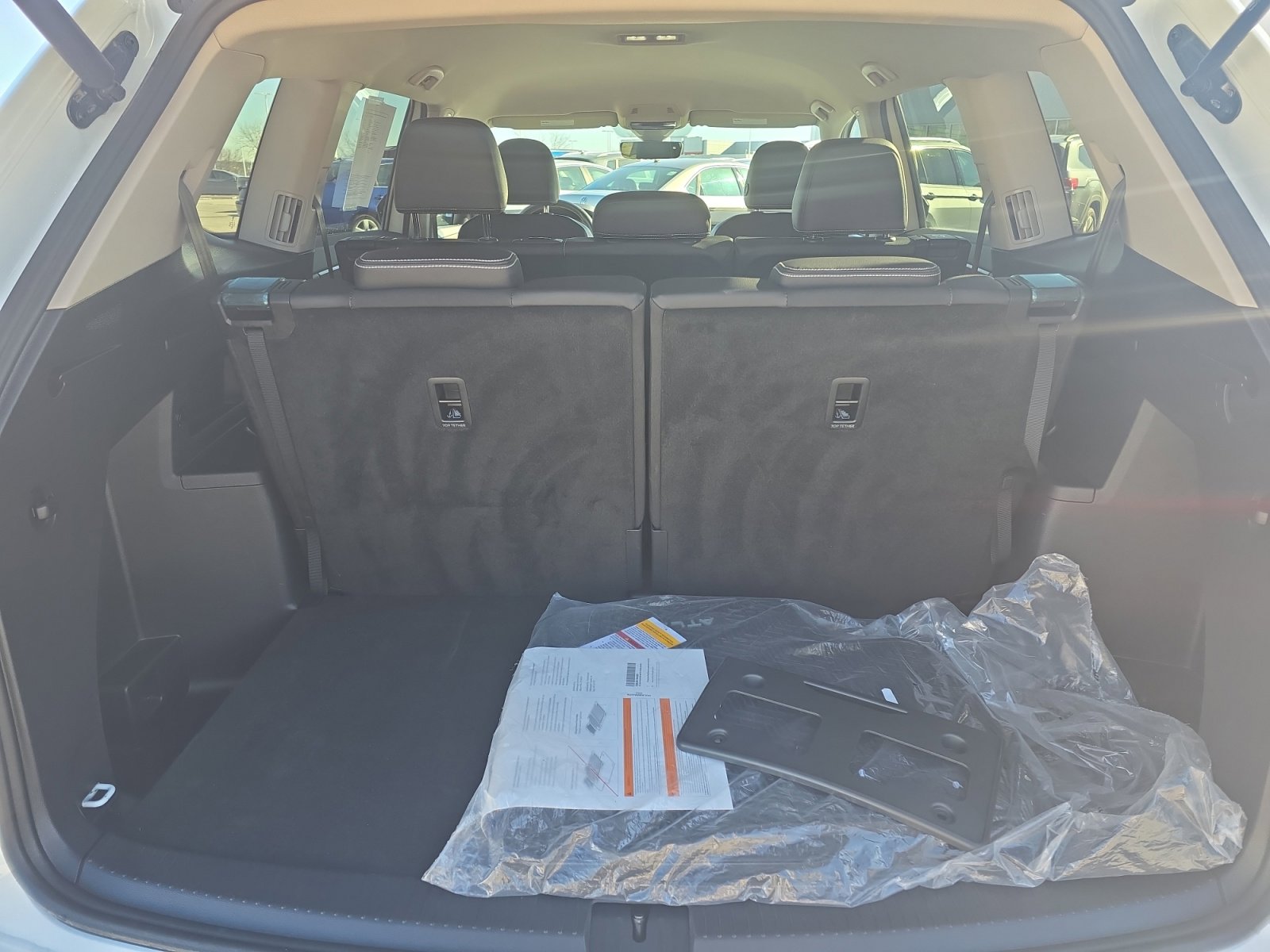 Used 2025 Volkswagen Atlas SE image 11