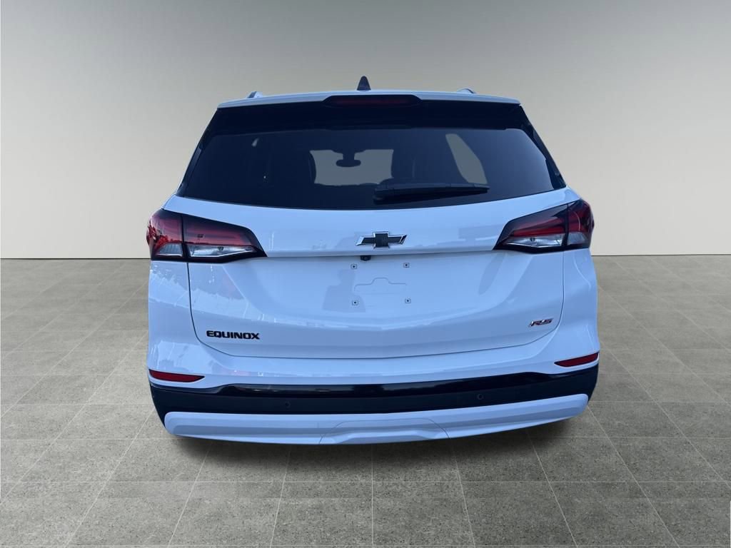 Used 2024 Chevrolet Equinox RS w/ RS Leather Package image 4