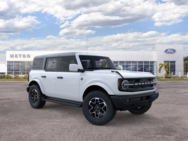 New 2026 Ford Bronco Outer Banks AWD/4WD image 7
