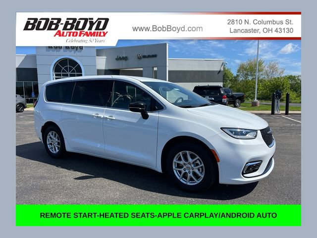 Used 2025 Chrysler Pacifica Select FWD image 1