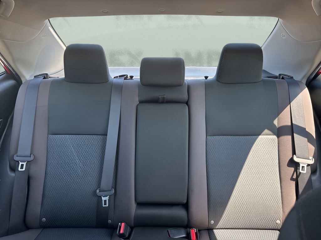 Used 2017 Toyota Corolla LE FWD image 11