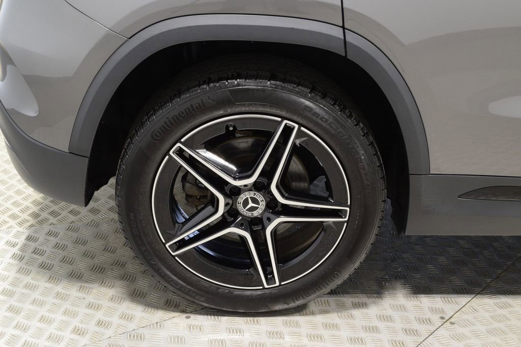 Used 2023 Mercedes-Benz GLA 250 4MATIC image 37