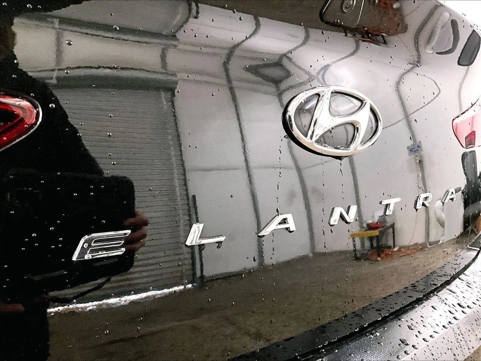 Used 2020 Hyundai Elantra Value Edition image 13