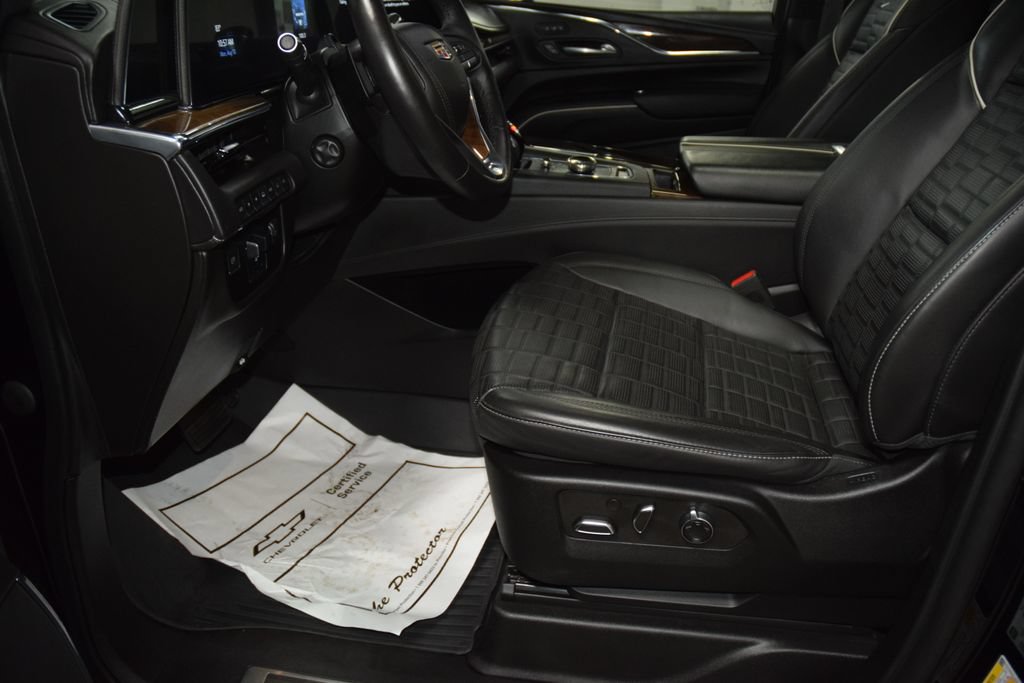 Used 2023 Cadillac Escalade Premium Luxury Platinum w/ LPO, Floor Liner Package AWD/4WD image 42