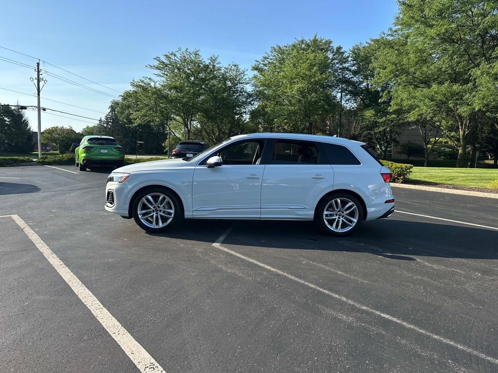 New 2025 Audi Q7 3.0T Premium Plus image 4