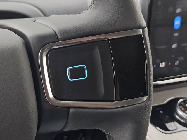 New 2026 Ford Expedition Active RWD image 24