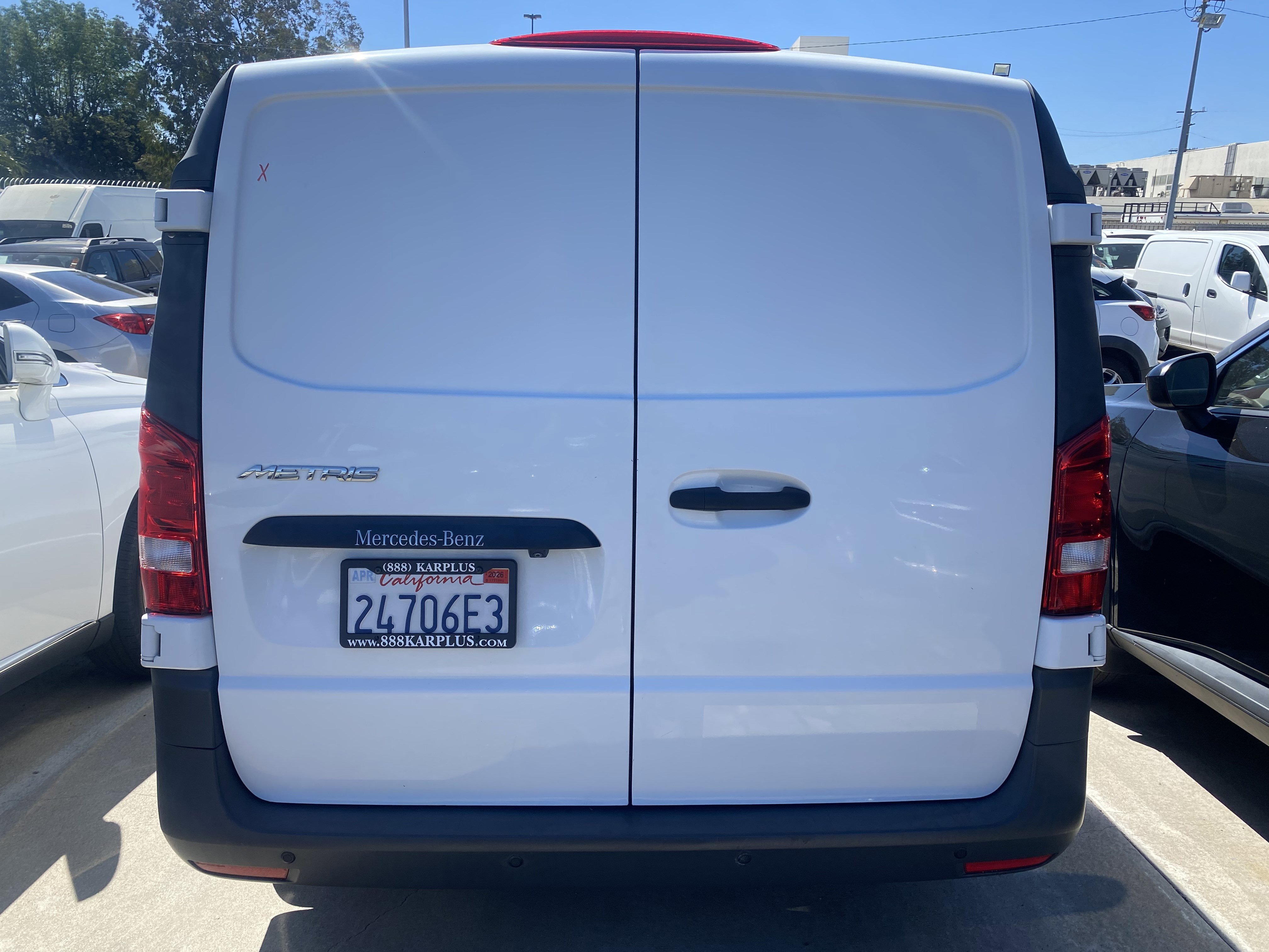 Used 2020 Mercedes-Benz Metris w/ Safety Package image 9