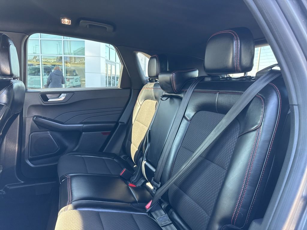 Used 2024 Ford Escape ST-Line w/ Cold Weather Package image 26