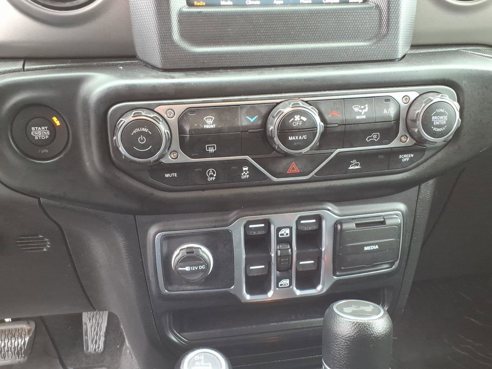 Used 2023 Jeep Wrangler Unlimited Sport AWD/4WD image 19