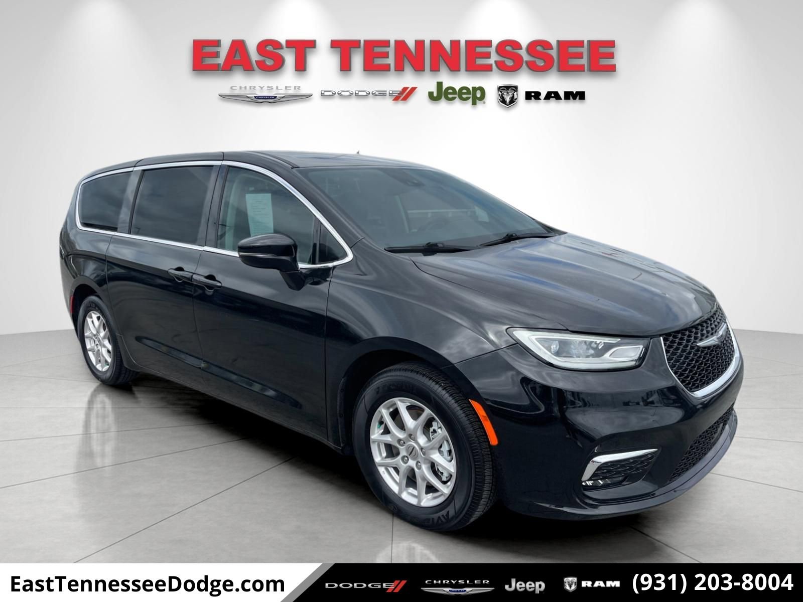 Used 2024 Chrysler Pacifica Touring-L