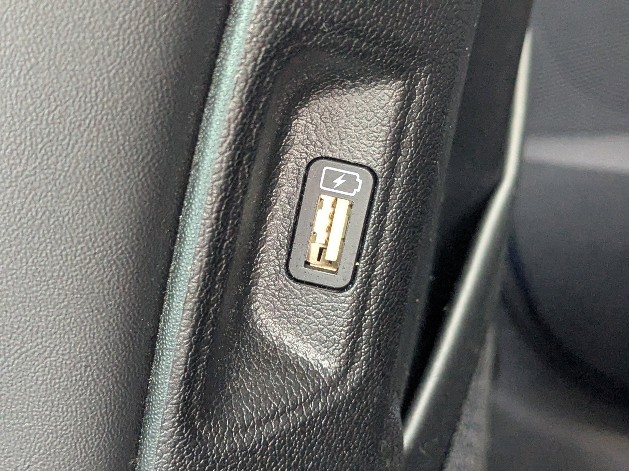 Certified 2022 Kia Sorento S image 19