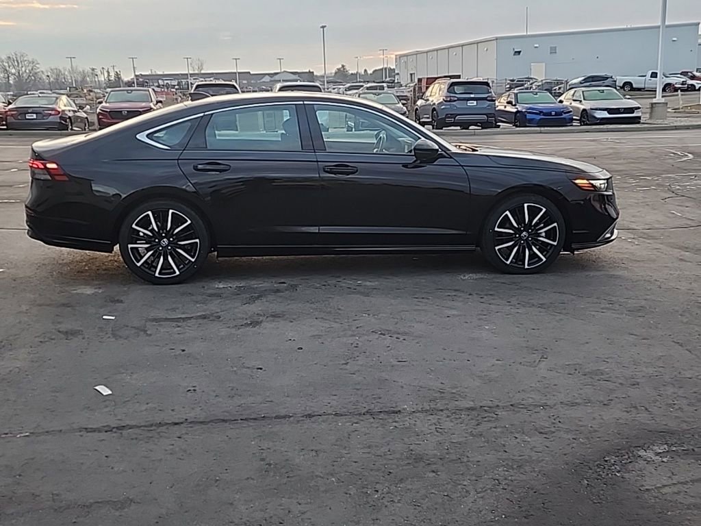 Used 2024 Honda Accord Touring image 10