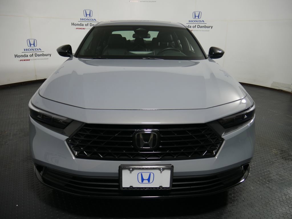 Used 2024 Honda Accord Sport image 2